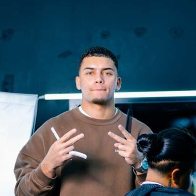 Yhanc, barbero de Yhanc Cuts